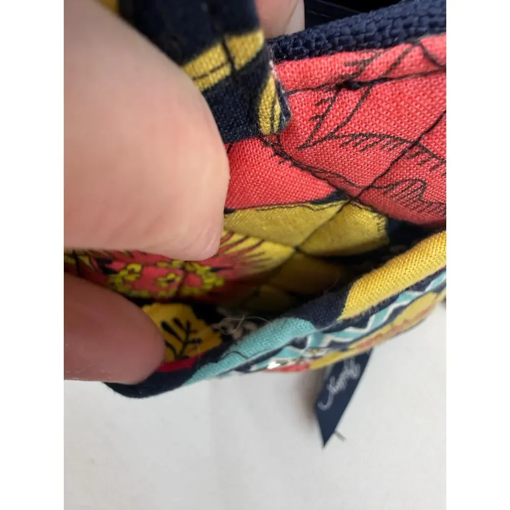 Vera Bradley Happy Snails All In One Wristlet Wallet - Picture 5 of 8